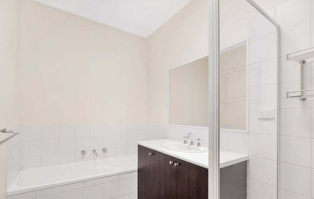 24 Bewsell Avenue, SCORESBY, VIC 3179