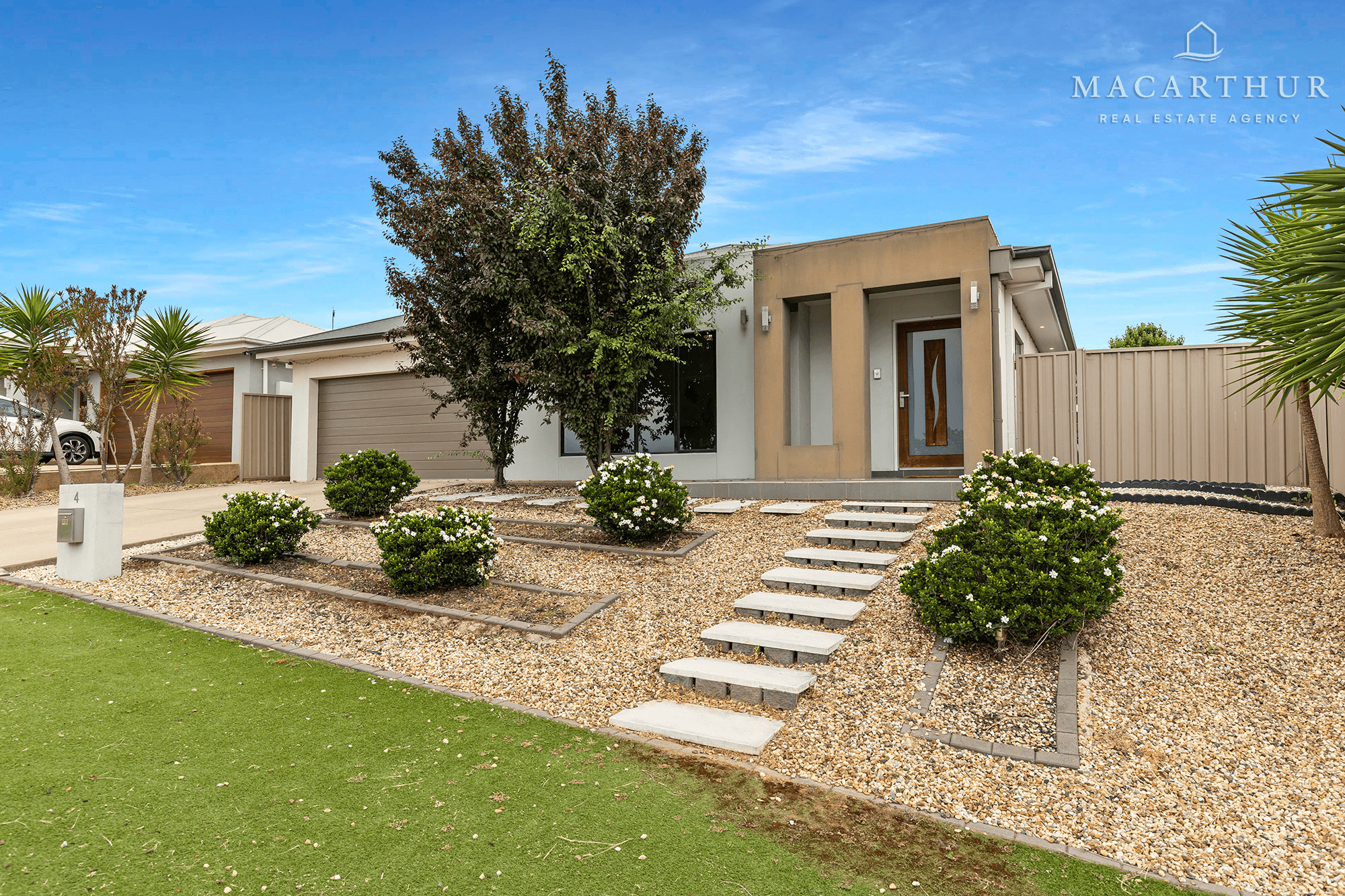 4 Waterhouse Avenue, Lloyd, NSW 2650