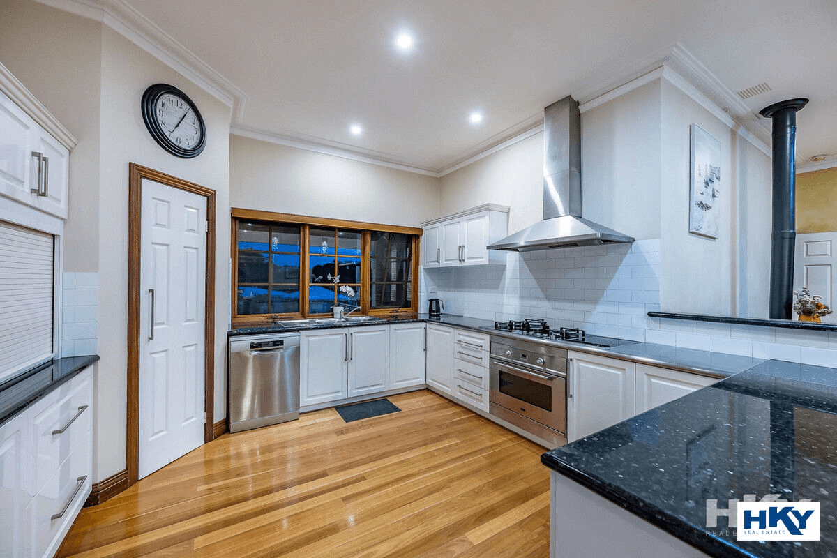 27 Tokay Lane, The Vines, WA 6069