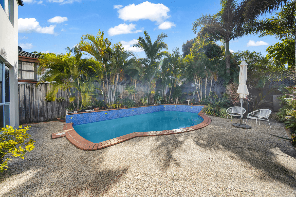 25 Twenty Fifth Avenue, Palm Beach, QLD 4221