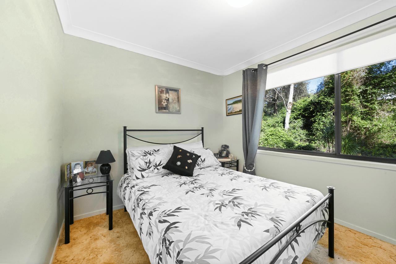 24 Pinetop Avenue, NARARA, NSW 2250