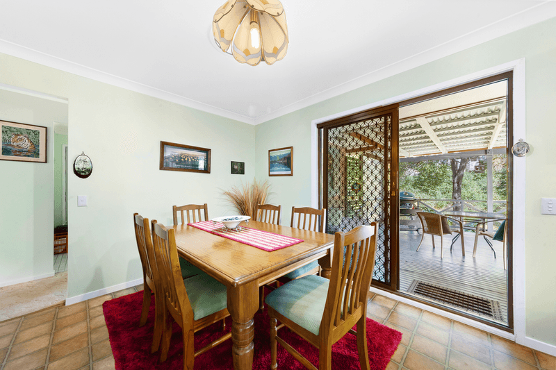 24 Pinetop Avenue, NARARA, NSW 2250