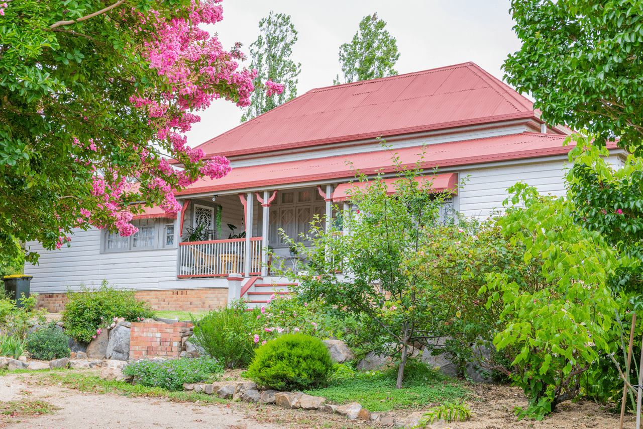 154 Pelham Street, TENTERFIELD, NSW 2372
