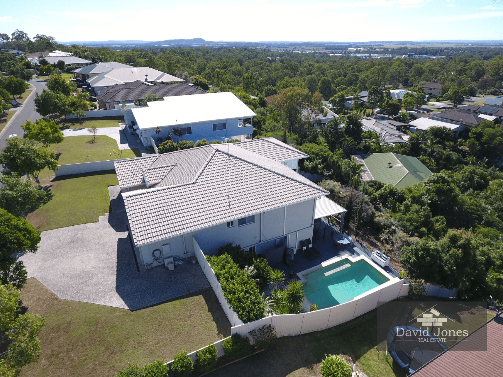 3 Islandview Terrace, ORMEAU HILLS, QLD 4208