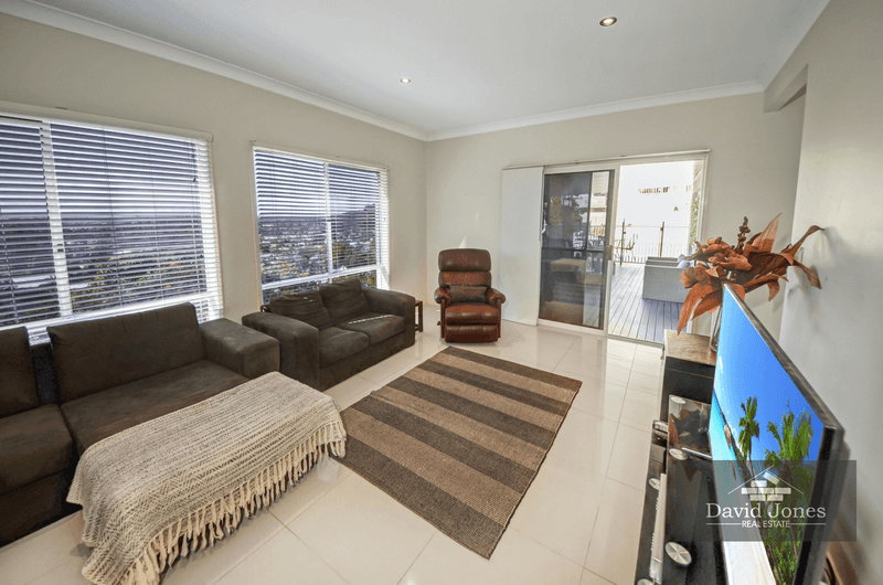 3 Islandview Terrace, ORMEAU HILLS, QLD 4208