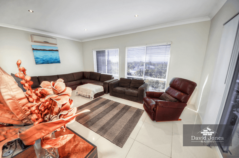 3 Islandview Terrace, ORMEAU HILLS, QLD 4208