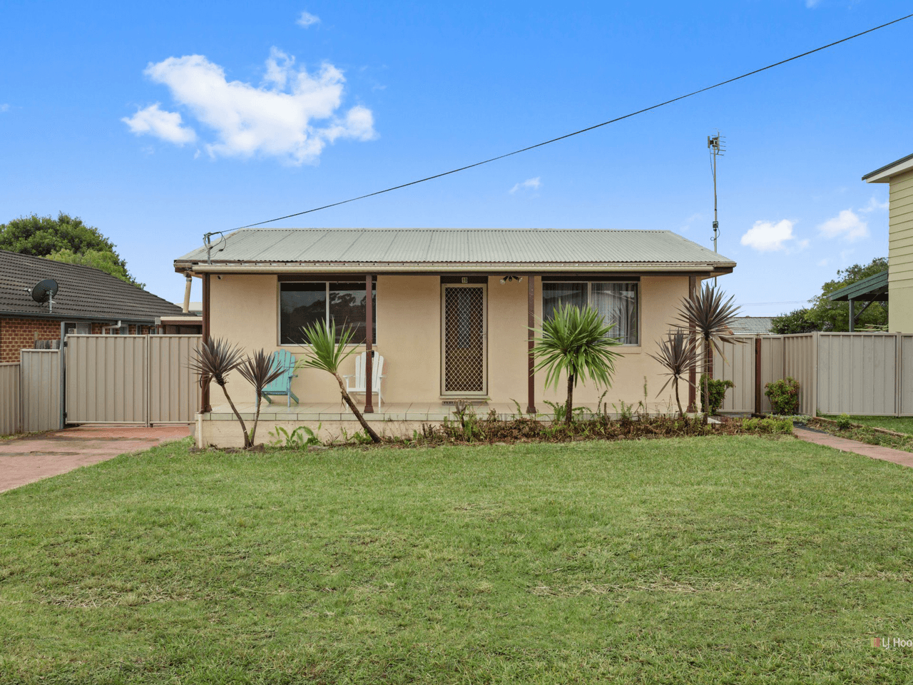 10 Kingsford Smith Crescent, SANCTUARY POINT, NSW 2540