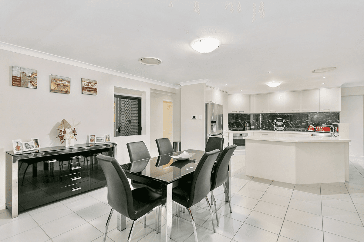 11 George Thorn Drive, Thornlands, QLD 4164
