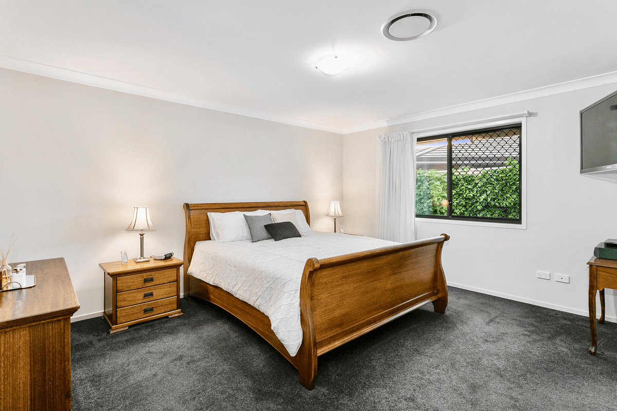 11 George Thorn Drive, Thornlands, QLD 4164