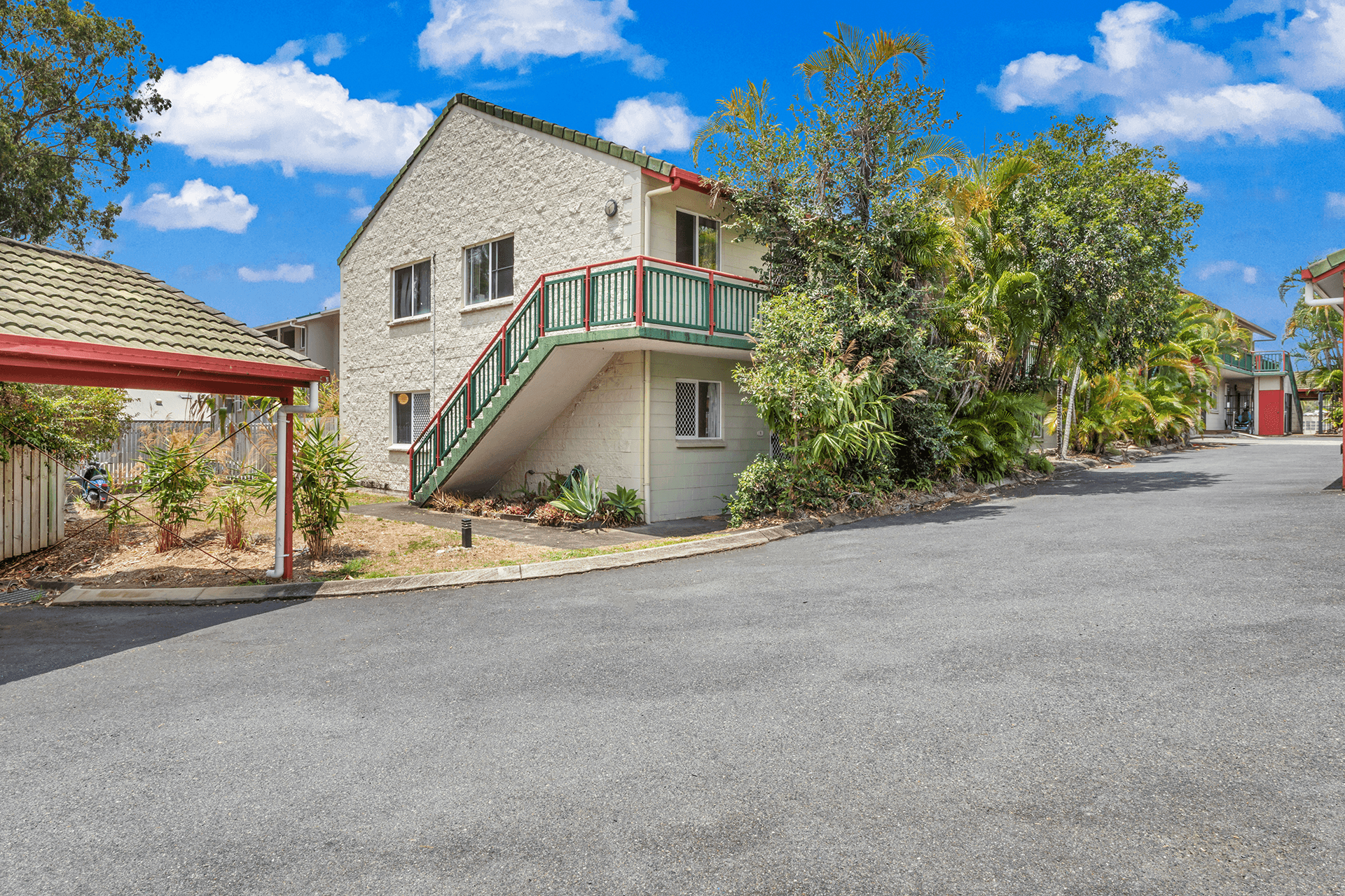 1/14 Island Drive, CANNONVALE, QLD 4802