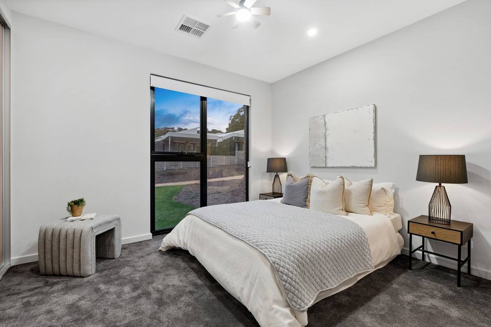 13 Lewis Walk, WOODFORDE, SA 5072