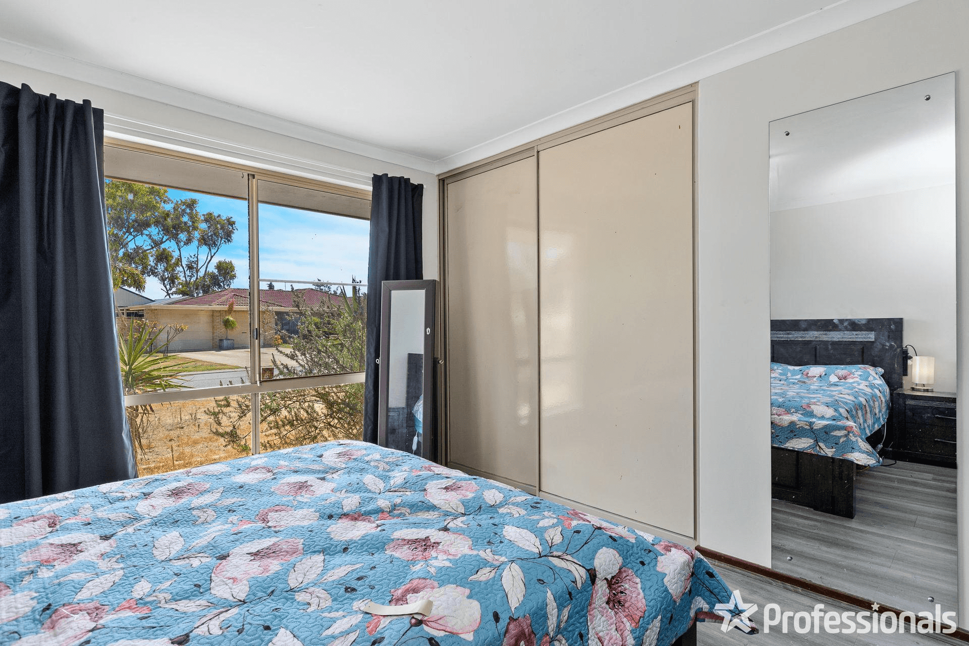 7 Cocos Court, WARNBRO, WA 6169