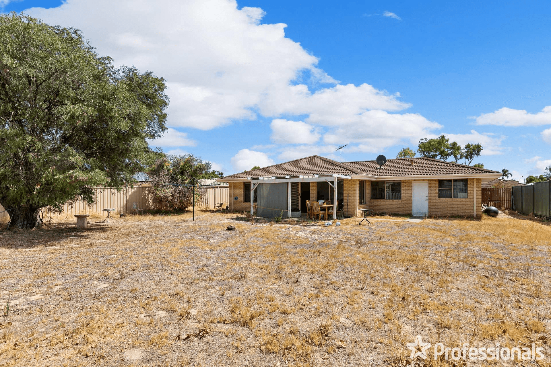 7 Cocos Court, WARNBRO, WA 6169