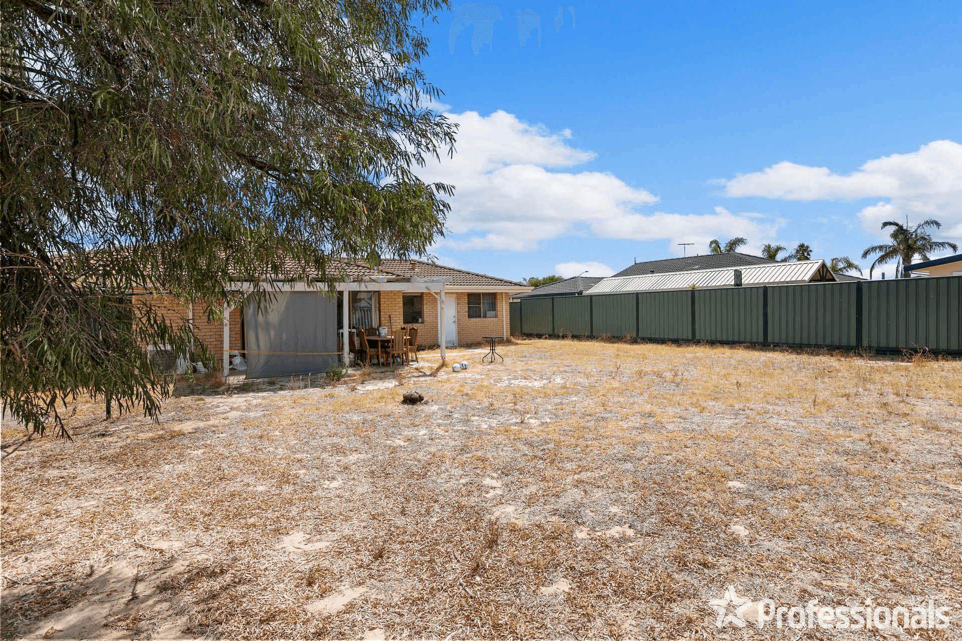 7 Cocos Court, WARNBRO, WA 6169