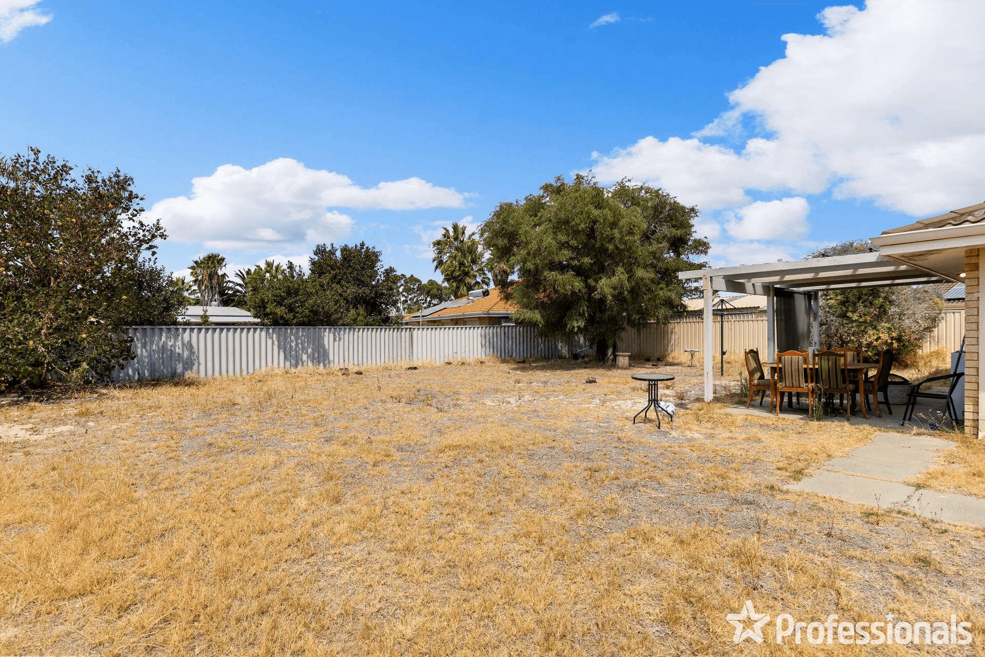 7 Cocos Court, WARNBRO, WA 6169