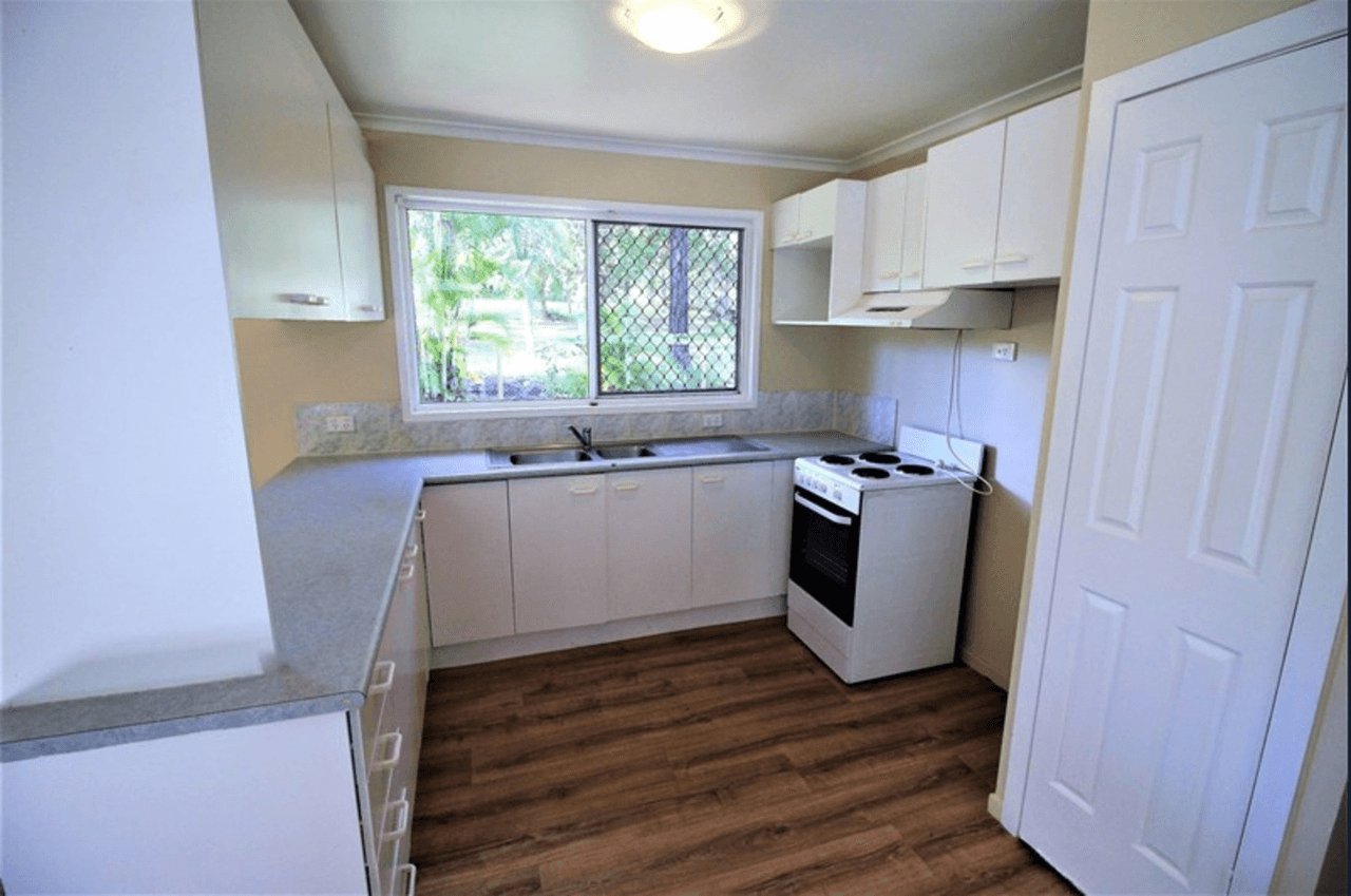 80 High Central Road, Macleay Island, QLD 4184