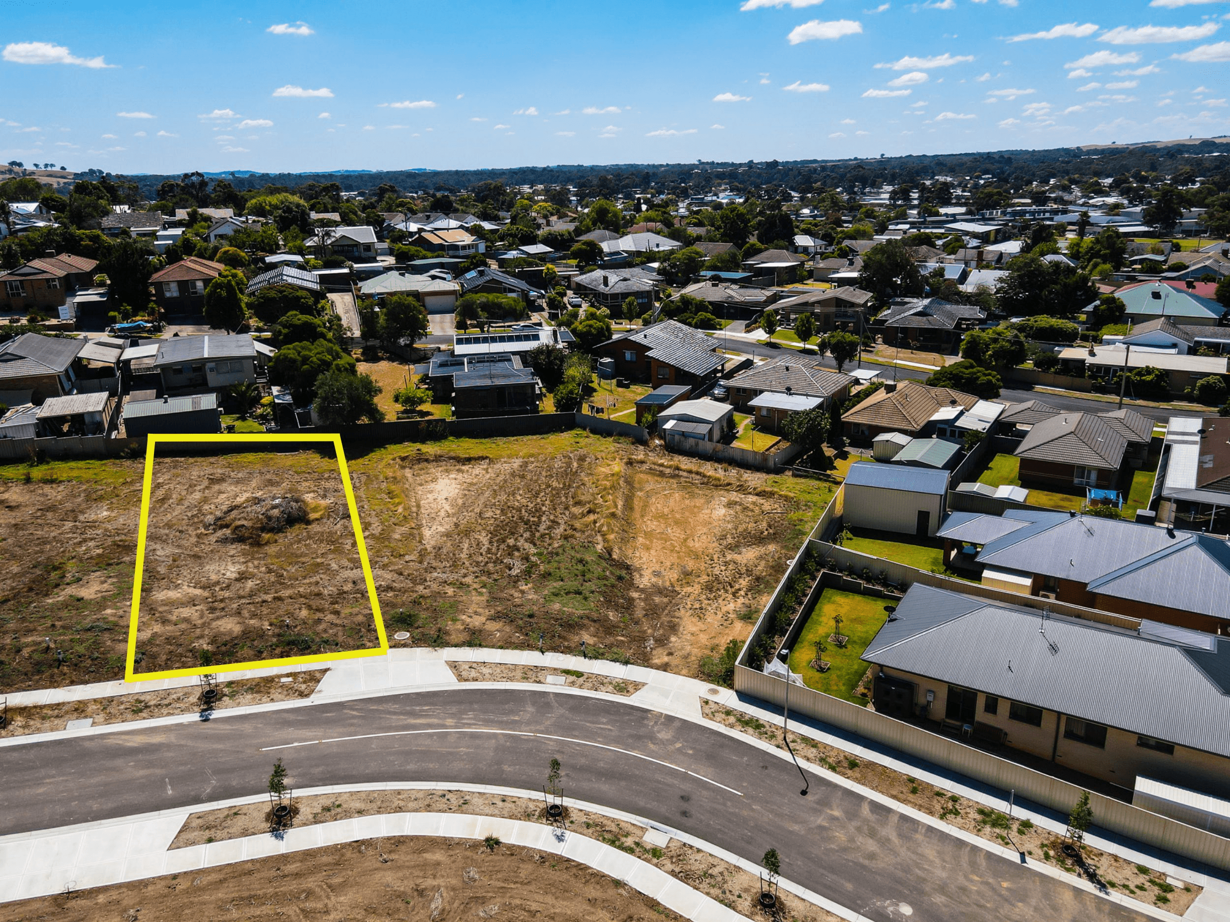 8 Military Court, SEYMOUR, VIC 3660
