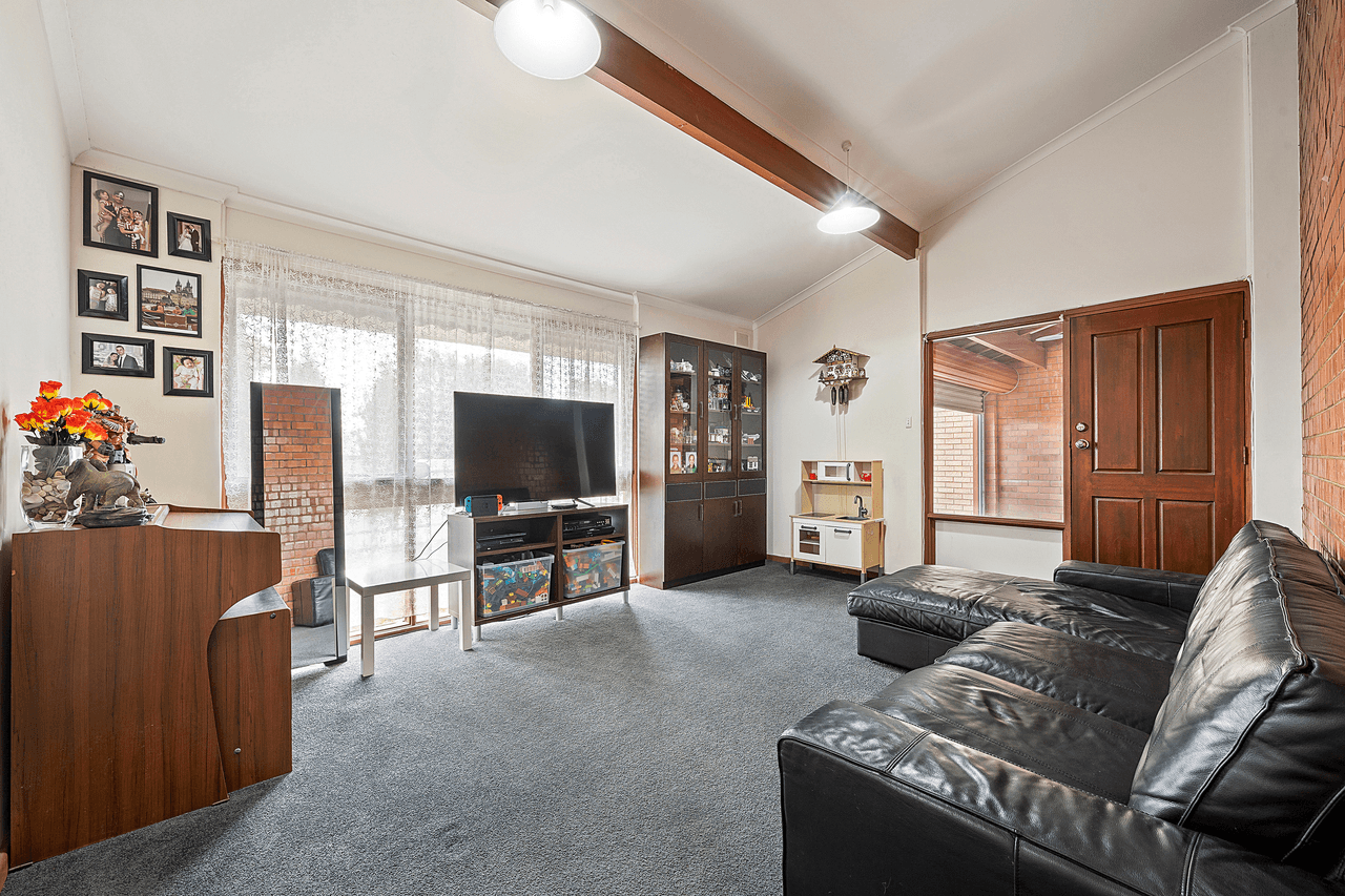 2 Torrens Ave, PARADISE, SA 5075