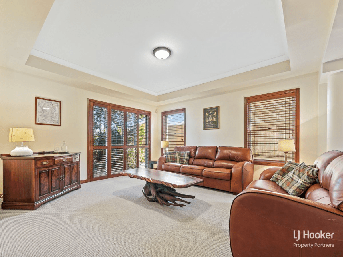 172 Dunedin Street, SUNNYBANK, QLD 4109