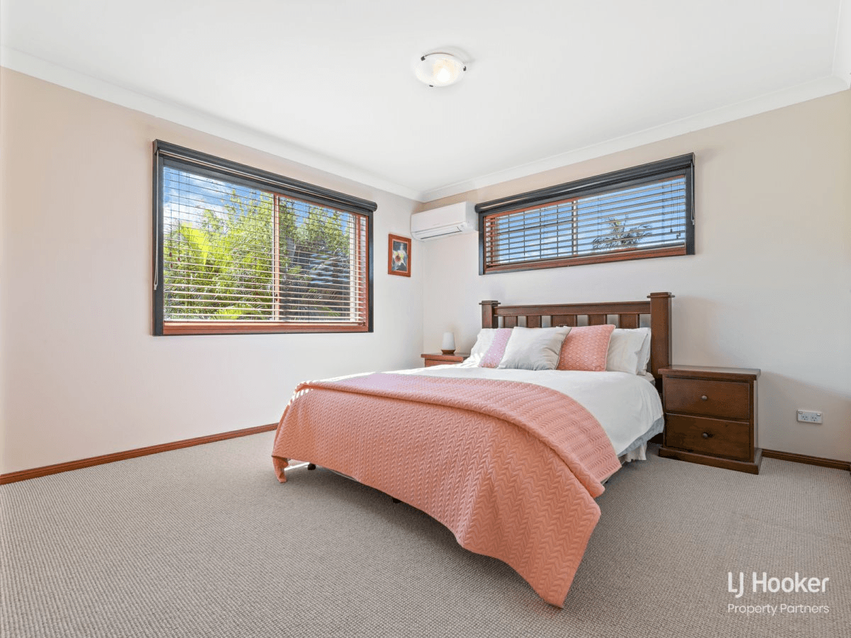 172 Dunedin Street, SUNNYBANK, QLD 4109