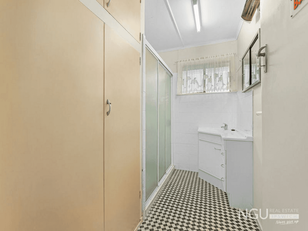 22 Countess Street, EAST IPSWICH, QLD 4305