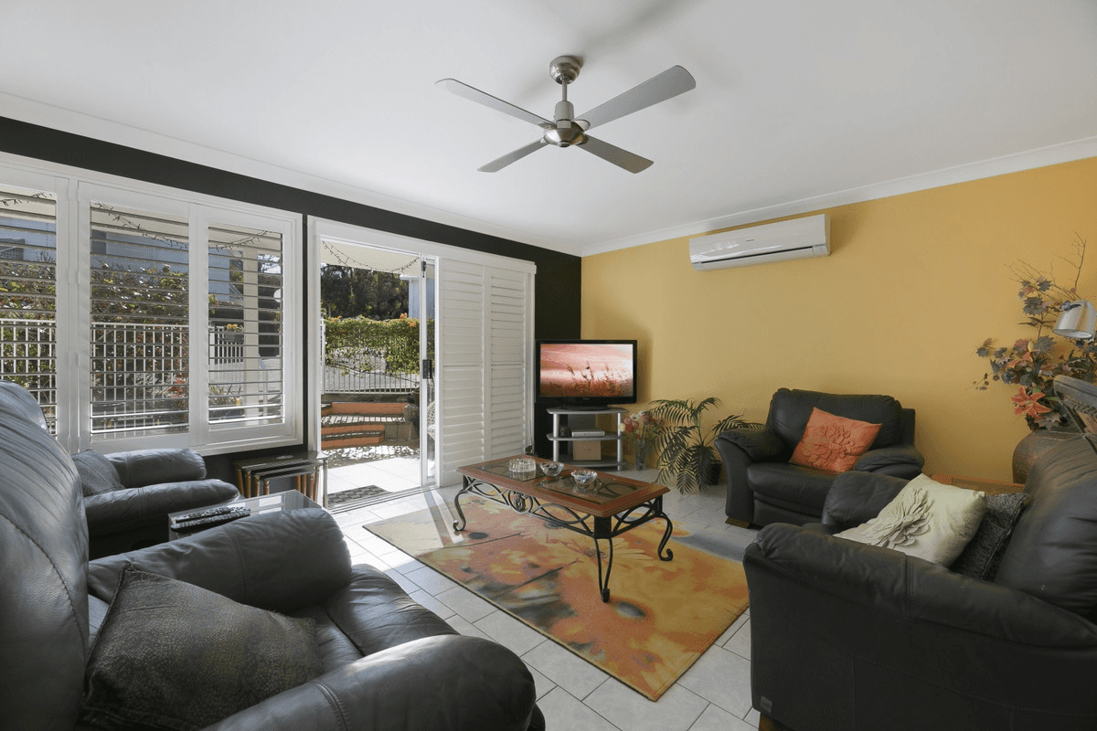 9/28 Chester Terrace, Southport, QLD 4215