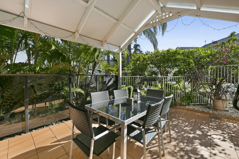 9/28 Chester Terrace, Southport, QLD 4215