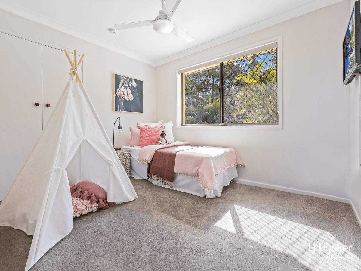 51 Coleman Crescent, SPRINGWOOD, QLD 4127