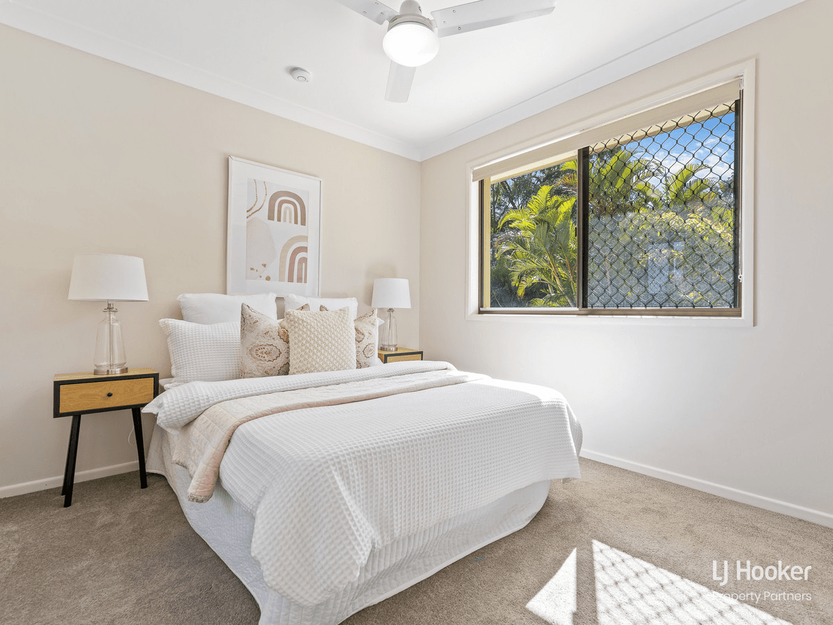 51 Coleman Crescent, SPRINGWOOD, QLD 4127