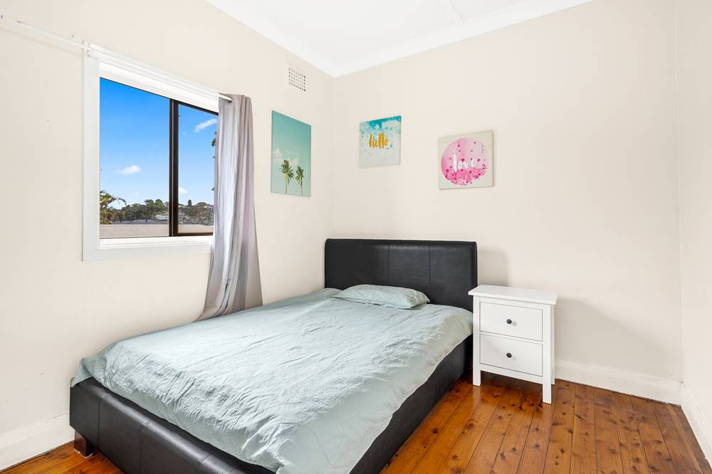74 Gladstone Avenue, WOLLONGONG, NSW 2500
