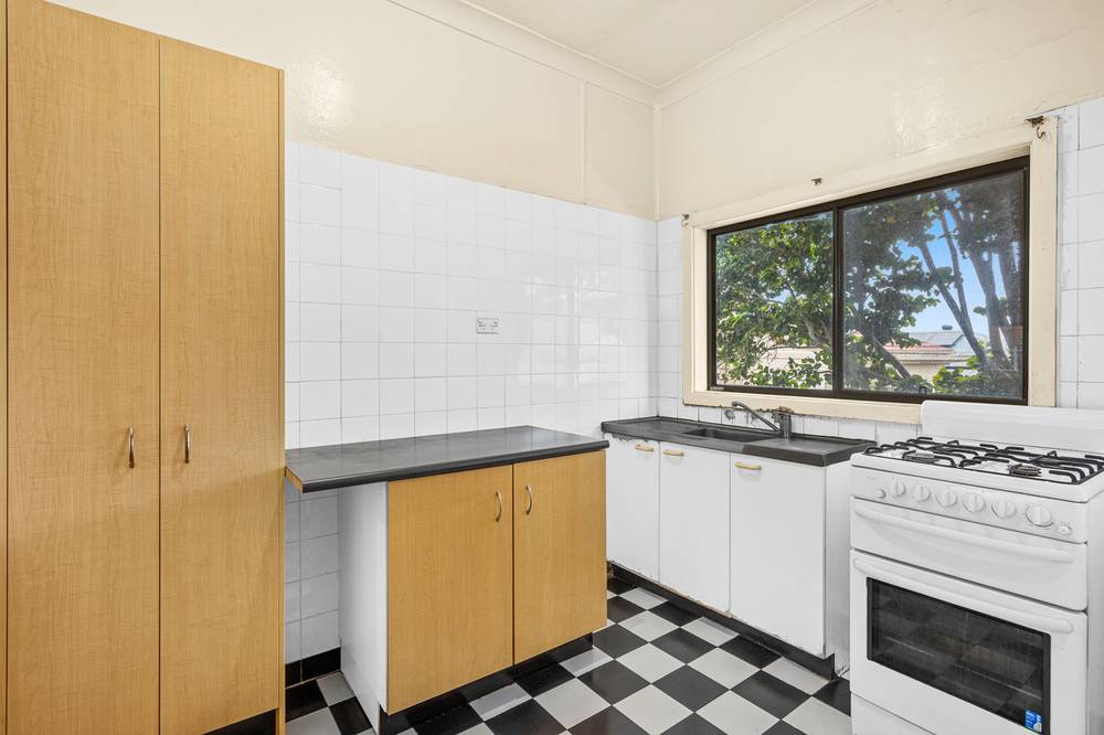 74 Gladstone Avenue, WOLLONGONG, NSW 2500
