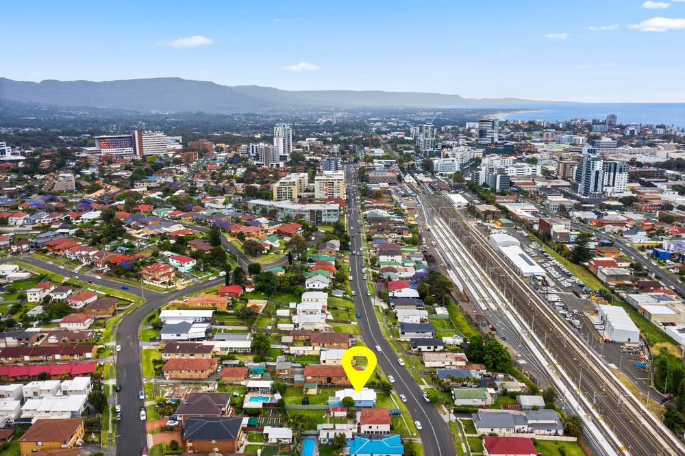 74 Gladstone Avenue, WOLLONGONG, NSW 2500