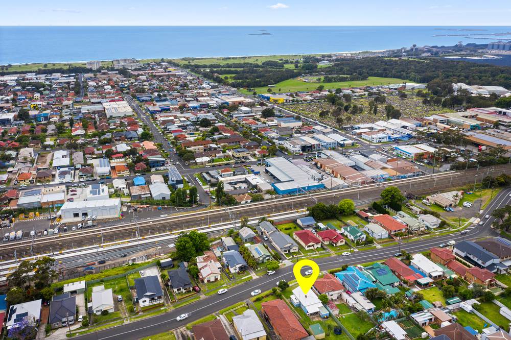 74 Gladstone Avenue, WOLLONGONG, NSW 2500