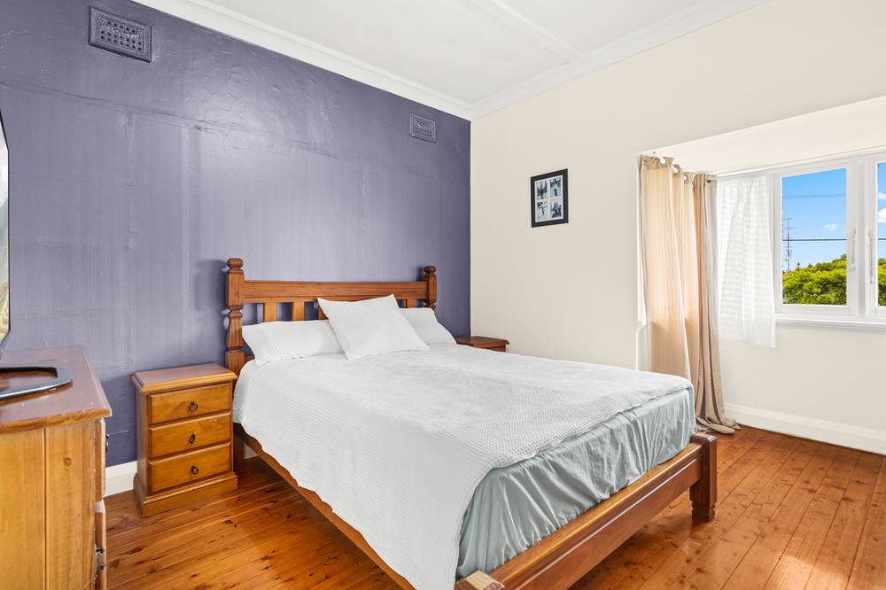 74 Gladstone Avenue, WOLLONGONG, NSW 2500