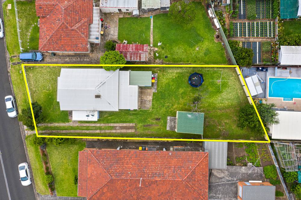 74 Gladstone Avenue, WOLLONGONG, NSW 2500