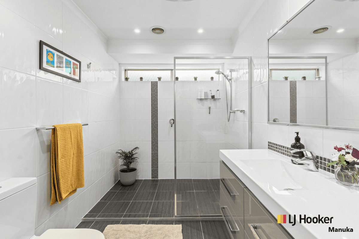 6  Kaeppel Place, ISAACS, ACT 2607