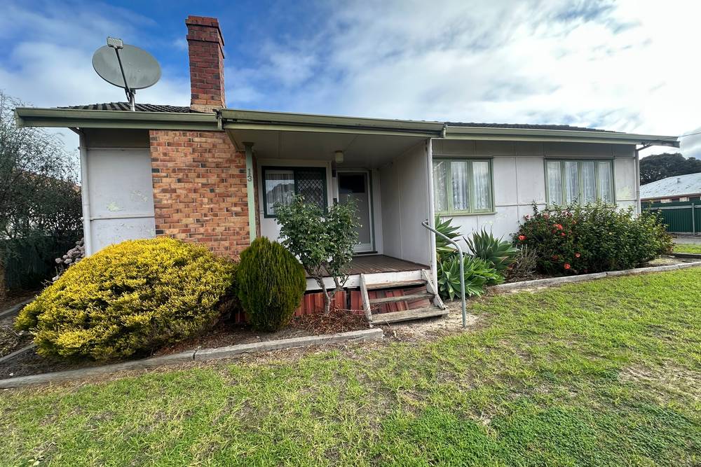 13 House Street, Gnowangerup, WA 6335
