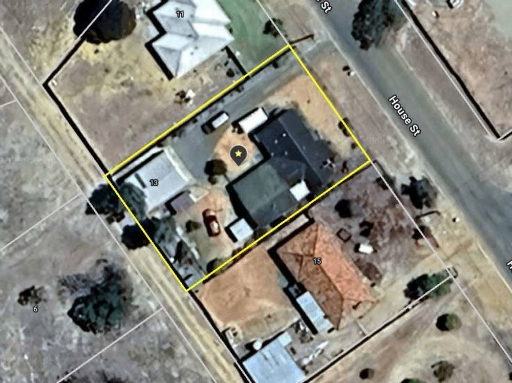 13 House Street, Gnowangerup, WA 6335