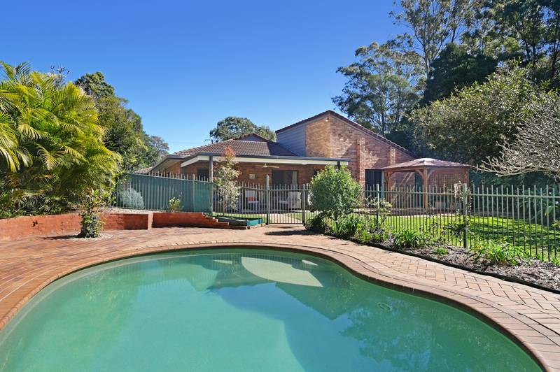 5 Corella Avenue, SAMFORD VALLEY, QLD 4520