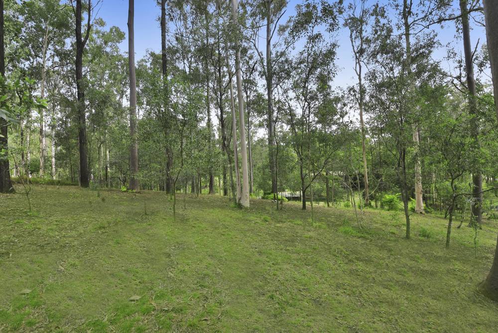 10 Ireland Court, CASHMERE, QLD 4500