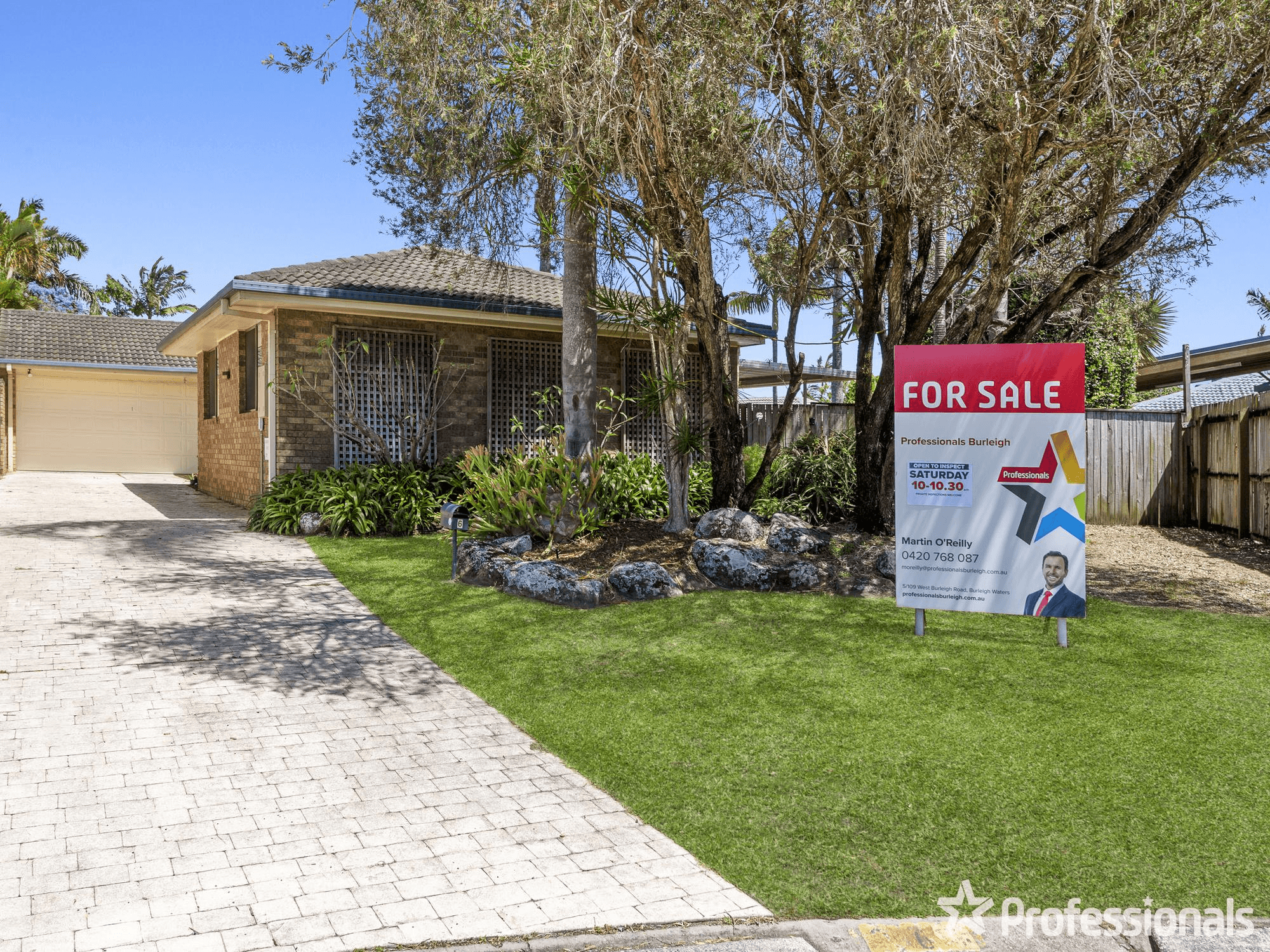 6 Swan Place, BURLEIGH WATERS, QLD 4220