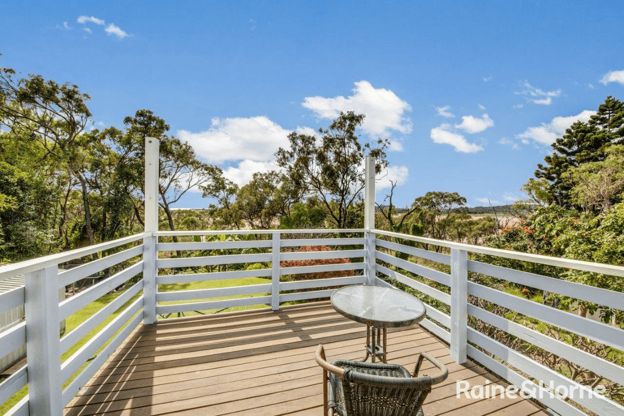 22 Pershouse Street, BARNEY POINT, QLD 4680