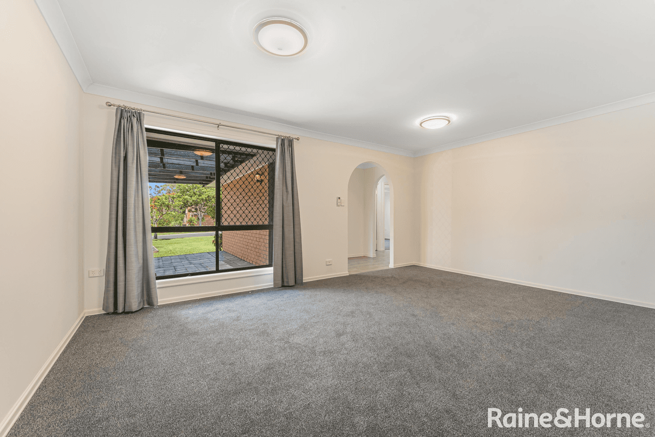 7 Barnard Street, CARINDALE, QLD 4152