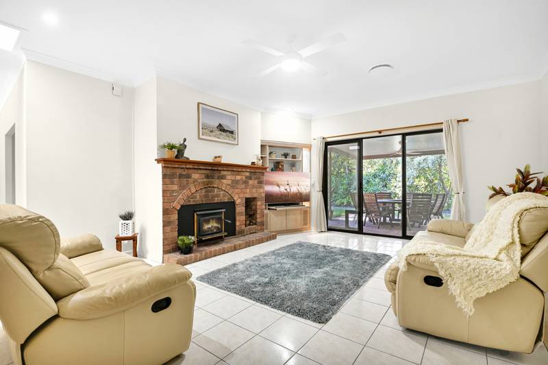 5 Corella Avenue, SAMFORD VALLEY, QLD 4520