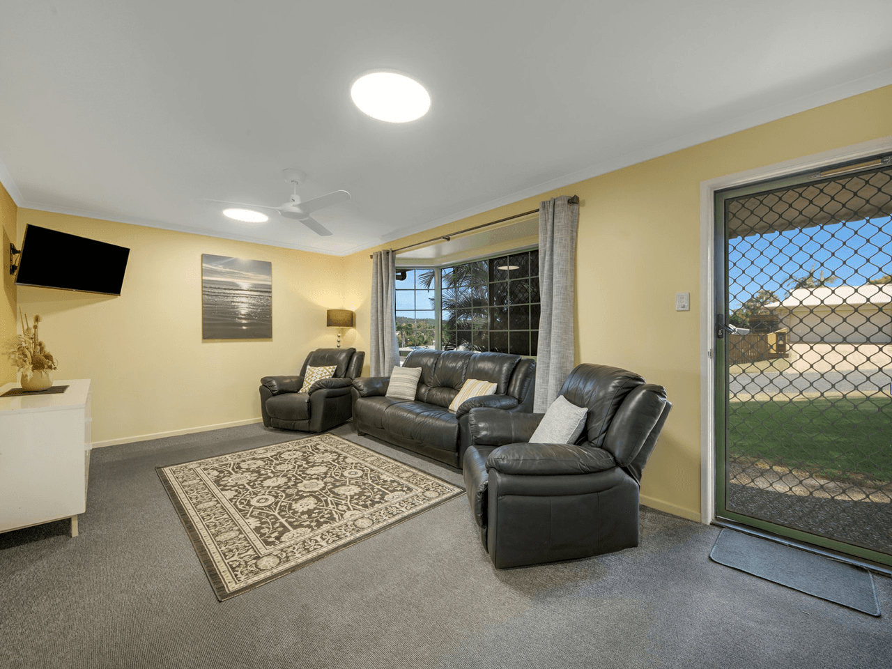 4 Ridge Close, TANNUM SANDS, QLD 4680