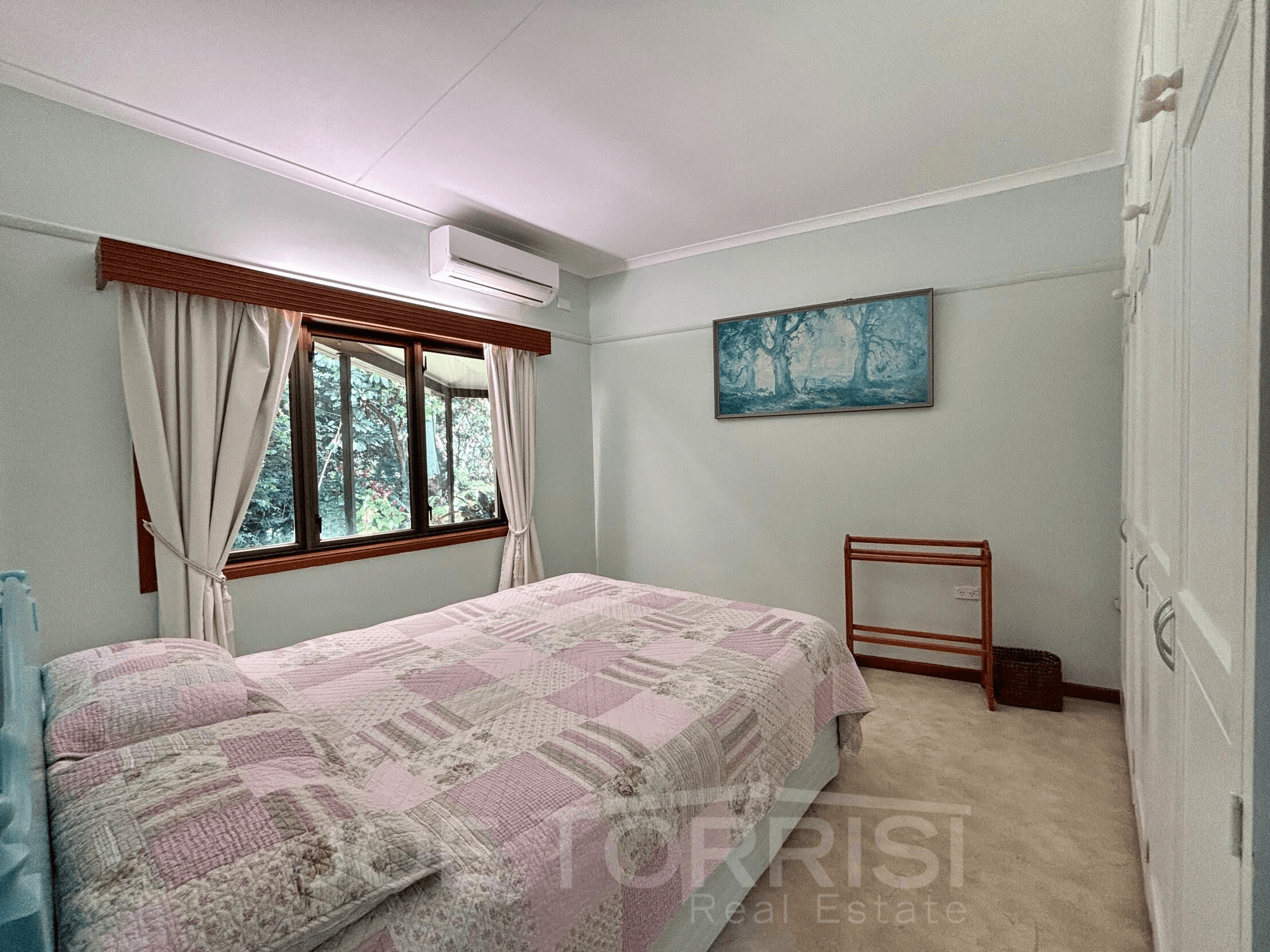 27 Anzac Avenue, Mareeba, QLD 4880