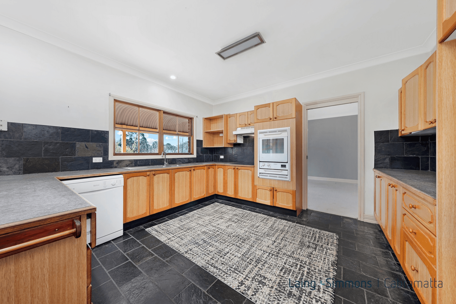 13-15 Park Avenue, Tahmoor, NSW 2573