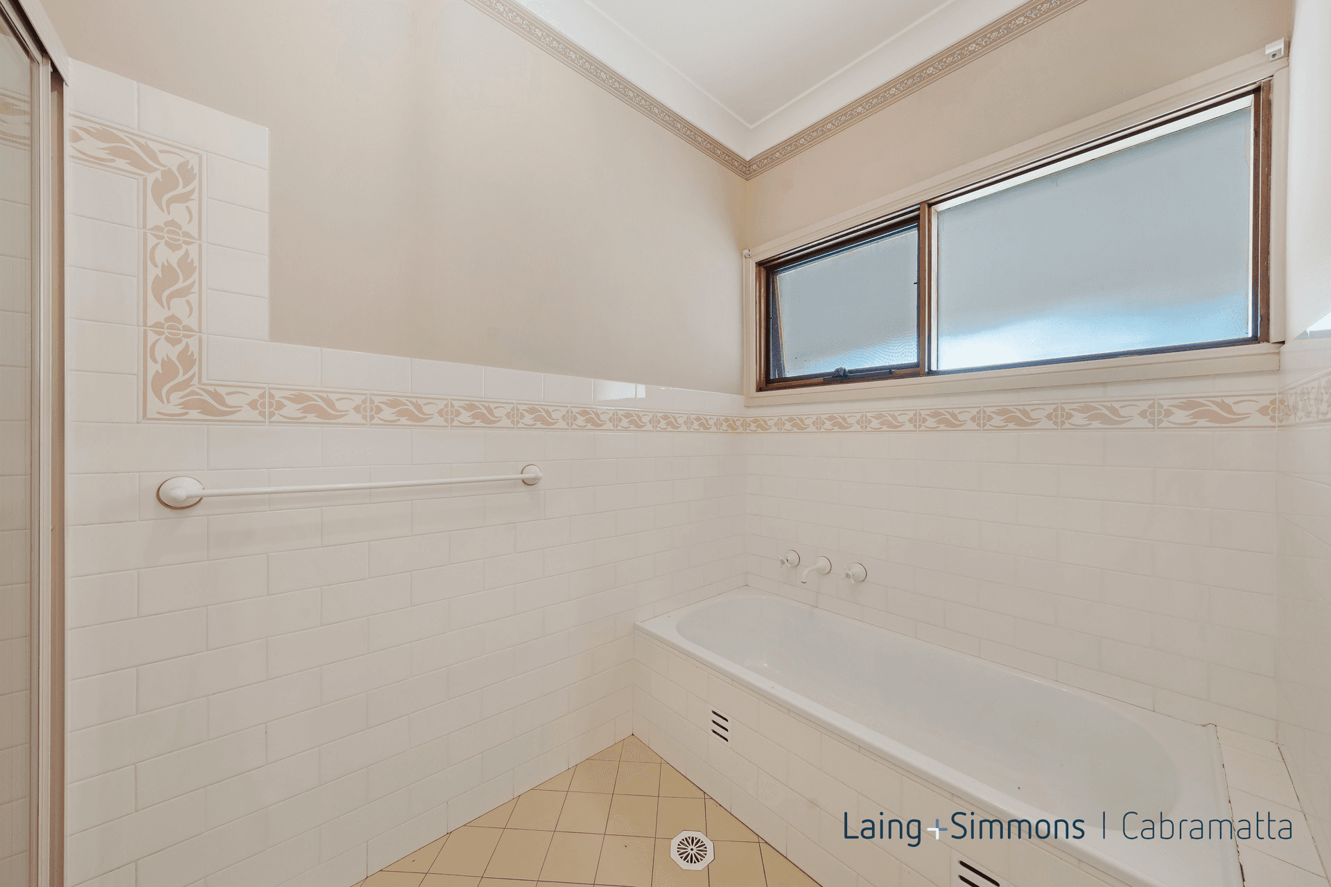 13-15 Park Avenue, Tahmoor, NSW 2573