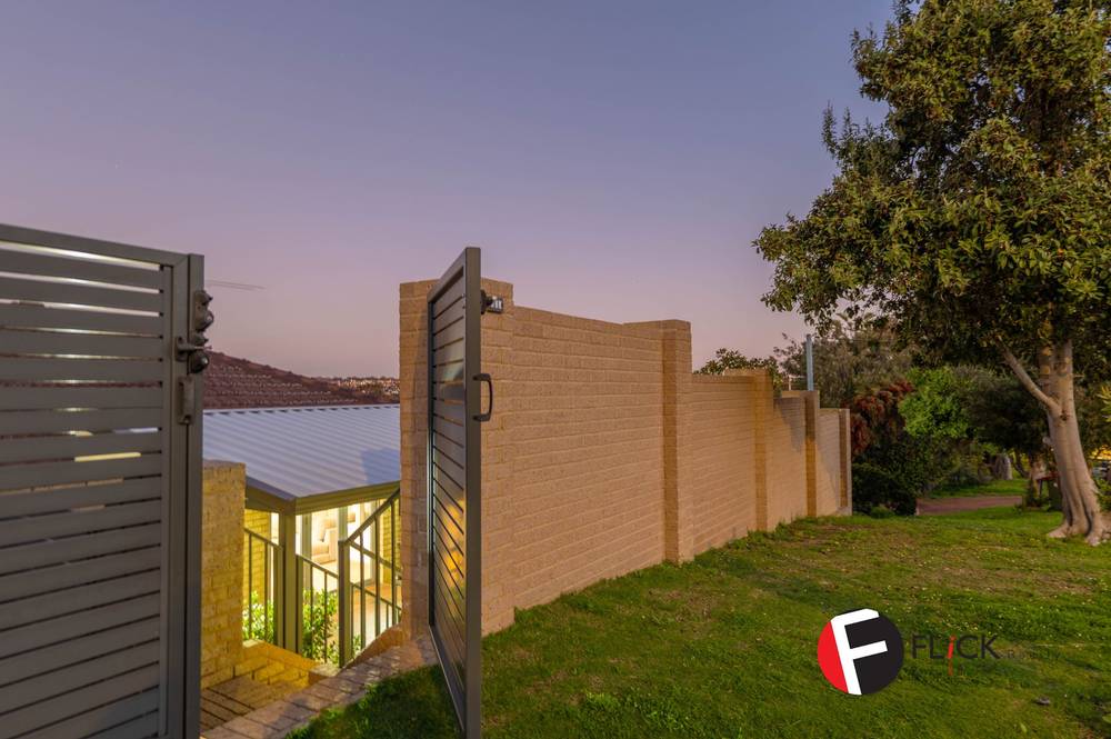 11/26 Edgehill Street, Scarborough, WA 6019