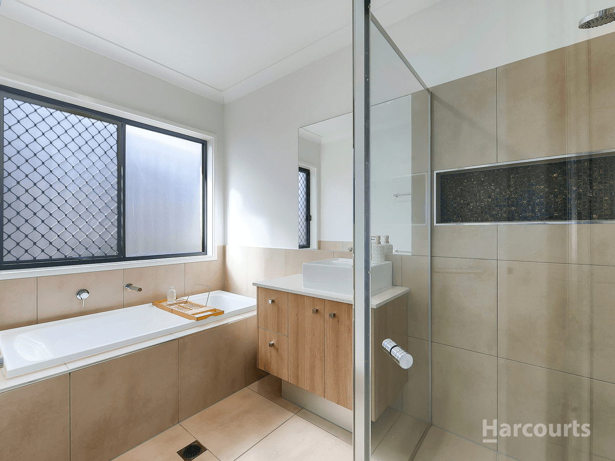 42 Walter Drive, Thornlands, QLD 4164